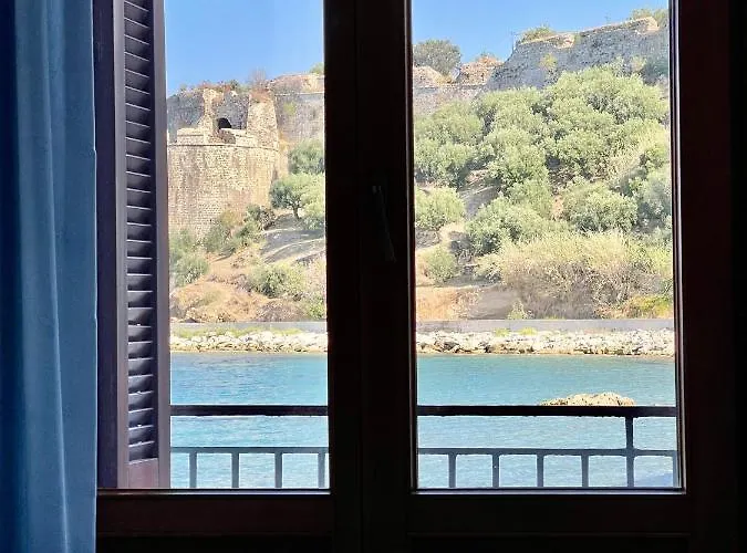 Xenios Zeus 2* Koróni